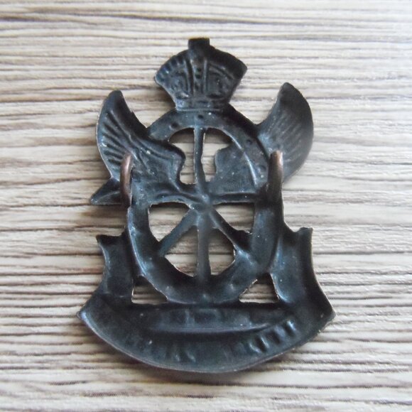 South Africa Railway & Harbour Brigade Badge (51mm X 33mm) - Picture 2 of 2